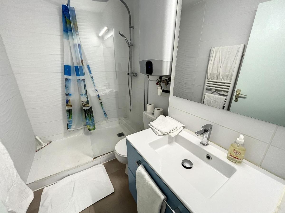 Studio With Beautiful Sea View And Direct Beach Access 칸느 외부 사진